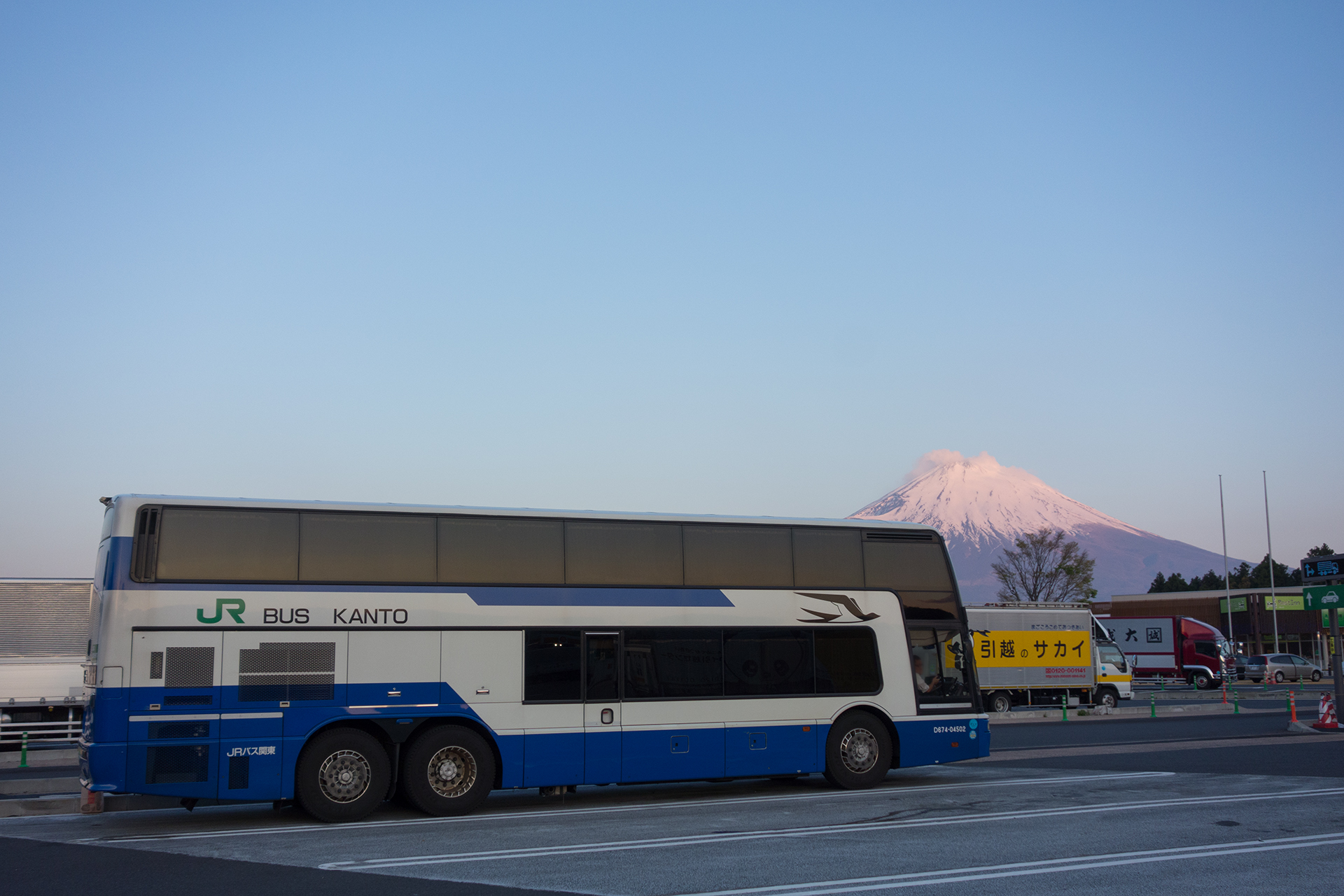 http://www.tackn.net/coach/mtfuji/JRKBD674-04502_20130427.jpg